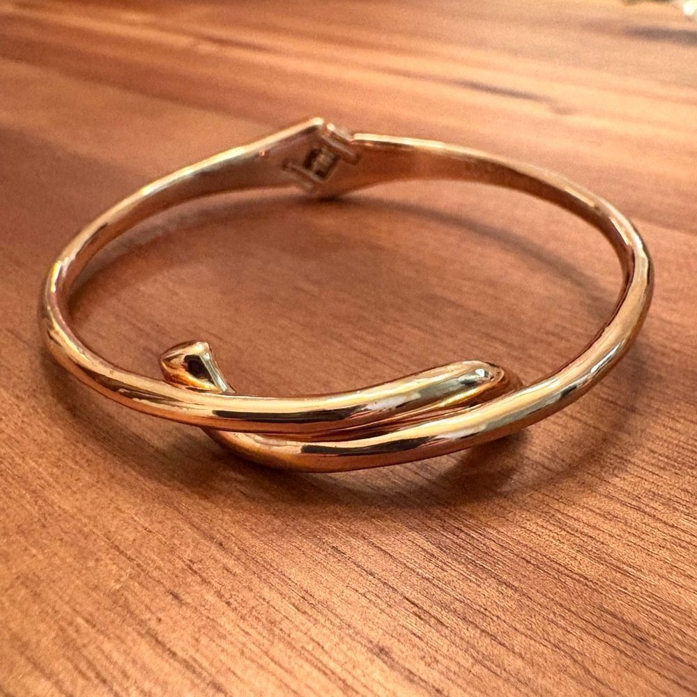 Lucky Brand | Interlocking Spring Bangle | Rose Gold | 2.5” Diameter